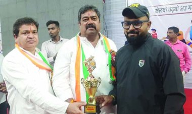 टेनिस खिलाड़ी कुणाल हुए सम्मानित