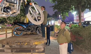 यातायात नियमों के पालन नहीं करने वाले 217 वाहन चालकों पर दुर्ग पुलिस ने की कार्रवाई