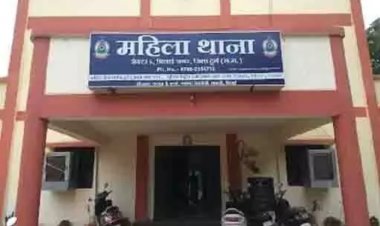 सिपाही अपनी पत्नी को देता रहा नक्सलियों से मरवाने की धमकी