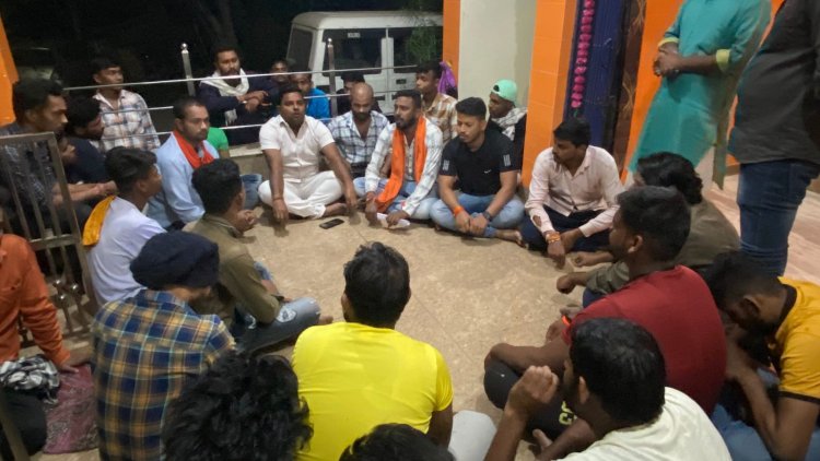विश्व हिंदू परिषद बजरंग दल ने बैठक और महाआरती कर सौंपी जिम्मेदारी