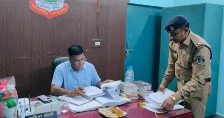 अपराध की विवेचना एवं कार्य में लापरवाही बरतने पर थाना प्रभारी एवं सउनि दण्डित