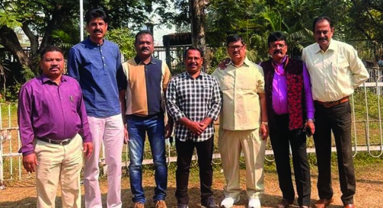 भारतीय पॉवर लिफ्टिंग टीम के प्रशिक्षक के रूप में न्यूजीलैंड रवाना हुए कृष्णा साहू