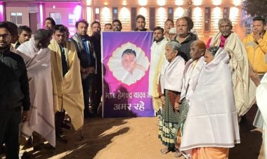 हेमचंद यादव के जन्मदिवस के अवसर पर गरीब, जरूरतमंदों को भोजन एवं ठंड से बचने के लिए शाल का वितरण