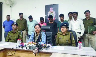 2 करोड़ पाने की लालच में आकर टीचर ने गंवाए 21.53 लाख