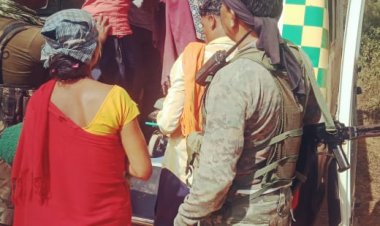 नक्सली क्षेत्र में सर्चिंग पर निकले जवानों ने वृद्ध व बीमार महिला को पहुंचाया अस्पताल
