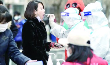 चीन में कोरोना से हाहाकार, अंत्येष्टि के लिए लगी है लंबी लाइन