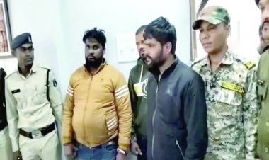 लोन दिलाने के नाम पर लाखों की ठगी, स्वयं को क्राइम ब्रांच का अधिकारी बताने वाला आरोपी दिल्ली में पकड़ा गया