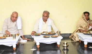 भेंट मुलाकात : मुख्यमंत्री श्री बघेल ने किसान महेन्द्र साहू के यहां किया भोजन ग्रहण