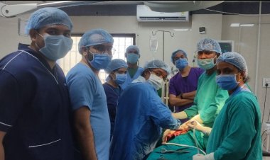 जिला अस्पताल दुर्ग में स्टमक परफोरेशन का हुआ सफल इलाज