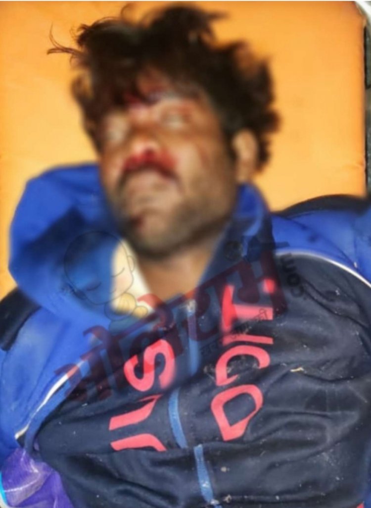 सड़क पर गिरे साइकिल सवार को उठाने के दौरान पीछे से अज्ञात बाइक ने मार दी जोर की ठोकर, इलाज के दौरान युवक ने अस्पताल में तोड़ा दम
