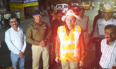 स्मार्ट ट्रैफिक जैकेट के माध्यम से दुर्ग यातायात पुलिस की नई पहल