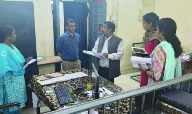 तहसील दफ्तर दुर्ग व जिला पंचायत कार्यालय में संभागायुक्त ने दी दबिश