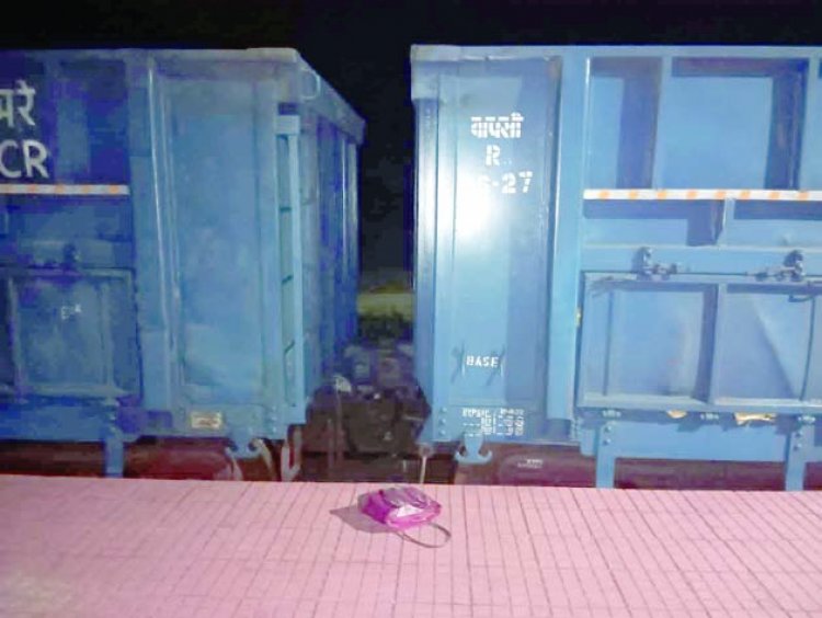 मुड़ीपार रेल्वे स्टेशन में अव्यवस्था का आलम