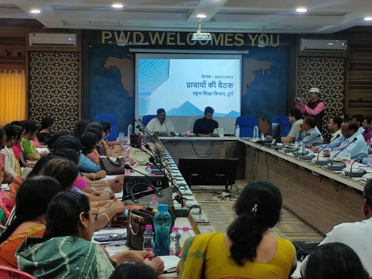 विद्यार्थी कमजोर हो या मेधावी, सबको साथ लेकर चलना शिक्षक की जिम्मेदारी