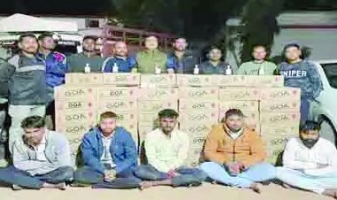 भिलाई के शराब तस्कर राजेश साहू सहित 5 लोग 90 पेटी शराब के साथ गिरफ्तार