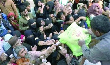 बिजली-शिक्षा तो भूल जाइए, पाकिस्तान में खाने तक के लाले