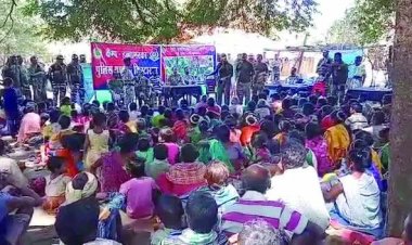 पुलिस को मिली बड़ी सफलता, 32 नक्सलियों ने किया आत्मसमर्पण