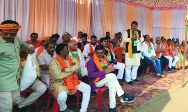 देखें वीडियो, छत्तीसगढ़ में 78 विधानसभाओं में भाजपा ने किया चक्काजाम, बीजेपी ने नेताओं की हत्या का किया विरोध