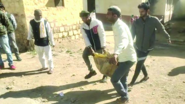 प्रेमी युगल ने ट्रेन के आगे कूदकर जीवन लीला की समाप्त