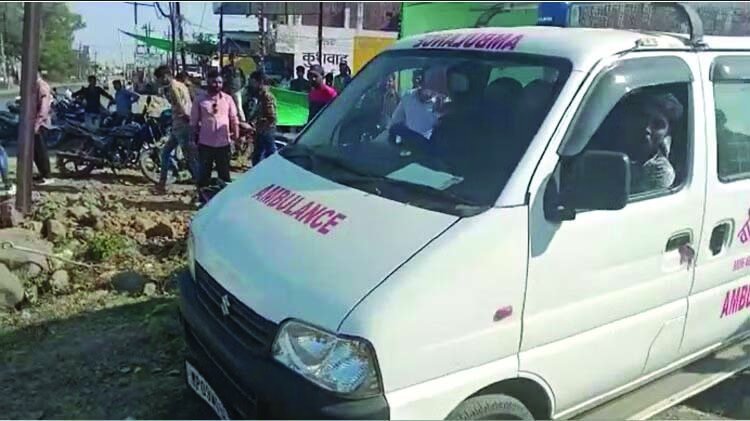 चार्जिंग में लगे मोबाइल में भीषण विस्फोट से उड़े बुजुर्ग के चिथड़े