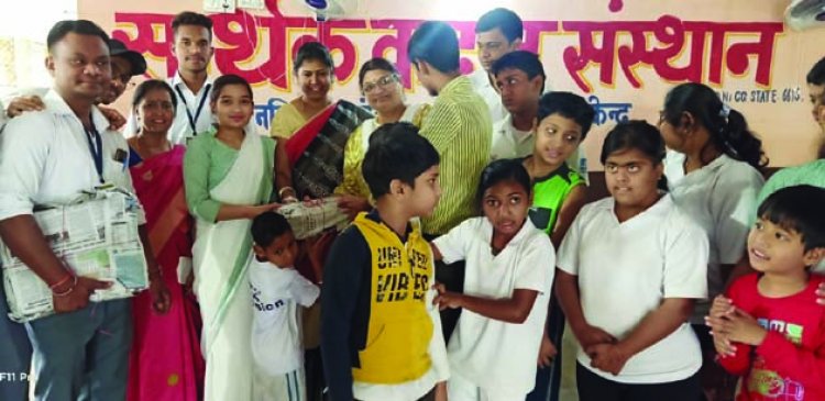 भिलाई मैत्री कॉलेज का सार्थक प्रयास, बीएड विद्यार्थी पहुंचे विशेष बच्चों के बीच