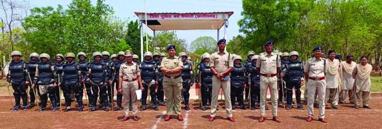 हुड़दंगियों और दंगाइयों से निपटने तैयार महिला पुलिस कमांडो
