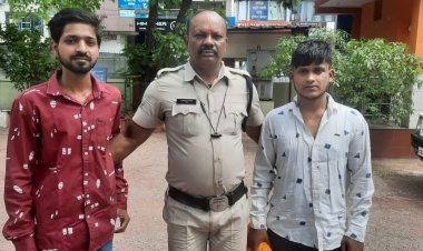 राह चलते लोगों से गुंडई करने वाले दो आरोपियों को मोहन नगर पुलिस ने किया गिरफ्तार