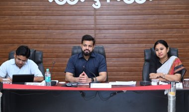 दो साल पूर्व की अवधि में जीवित रोजगार पंजीयन वाले प्रत्येक युवा को बेरोजगारी भत्ता योजना से जोड़ने के लिए किया जाएगा फोन - कलेक्टर