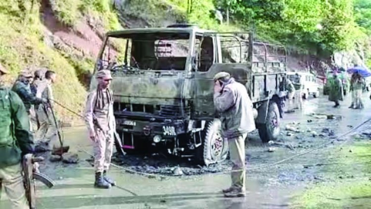 दहशतगदोें को दबोचने 2000 कमांडो चला रहे ऑपरेशन
