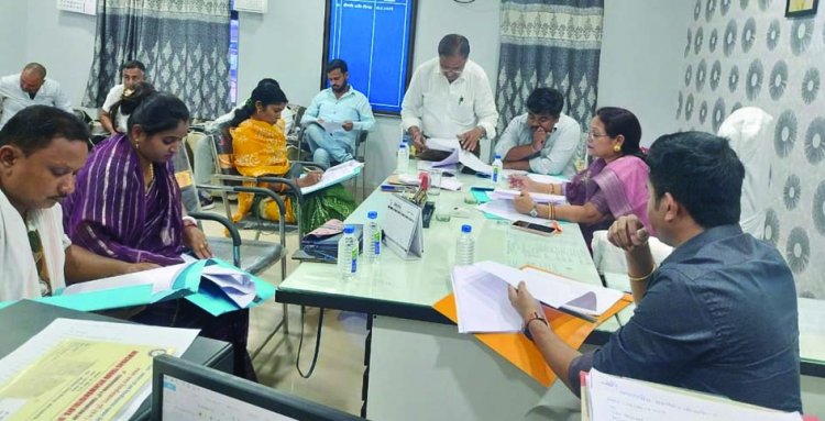 बिना अनुमति चलता फिरता होर्डिंग पर दो हजार का जुर्माना
