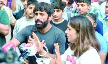 पहलवानों ने किया मेडल वापस करने का ऐलान