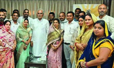 मुख्यमंत्री से जिला पंचायत दुर्ग की नवनिर्वाचित अध्यक्ष पुष्पा यादव ने की मुलाकात