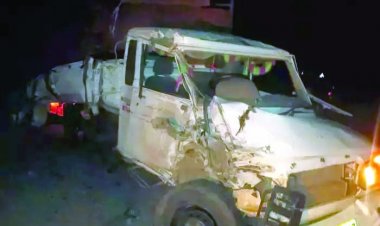 पिकअप वाहन और ट्रक की आमने-सामने टक्कर में 6 की मौत, 20 घायल