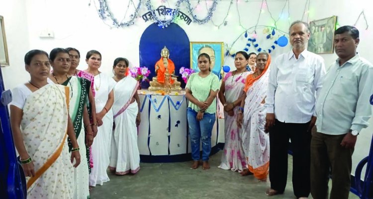 बुद्ध विहार कुम्हारी में मनाई गई बुद्ध जयंती