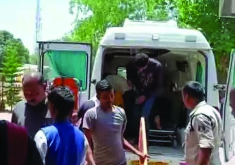 ट्रक और बोलेरो में जोरदार भिड़ंत से दो महिला समेत 4 की मौत