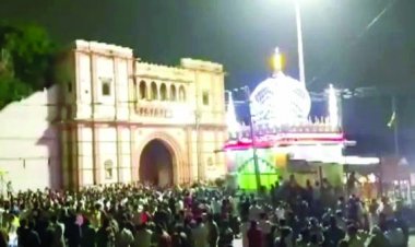 अवैध दरगाह को नोटिस से सुलगा जूनागढ़, थाने पर पथराव और आगजनी से डीएसपी सहित 4 पुलिसकर्मी घायल, एक की मौत