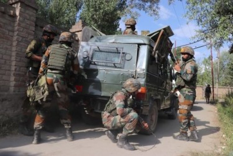 सुरक्षाबलों ने पांच आतंकियों को मुठभेड़ के दौरान किया ढेर