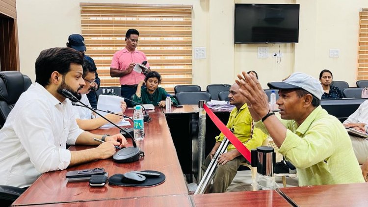 उद्योगों द्वारा नालियों में बहाए जा रहे वेस्ट केमिकल से लोगों के स्वास्थ्य पर पड़ रहा बुरा असर