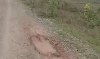 महज 3 साल पहले बने सड़क हुआ जर्जर, निर्माण कार्य में भ्रष्टाचार का एक और नमूना