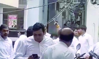 तीस हजारी कोर्ट गोलीकांड में तीन वकील गिरफ्तार, लाइसेंस भी निलंबित