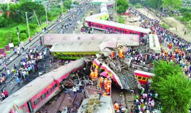 बालासोर ट्रेन हादसा: न्यायिक हिरासत में भेजे गए तीन आरोपी रेलवे अधिकारी, सिग्नल सर्किट बदलाव में 'चूक' से गई 293 लोगों की जान