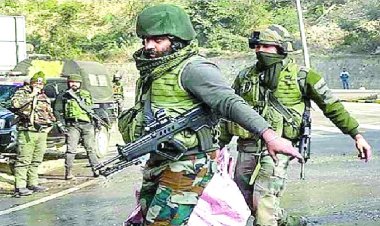 पुंछ में मुठभेड़ के दौरान सुरक्षाबलों ने मार गिराए 4 आतंकी