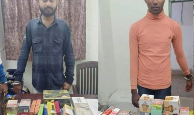 अवैध हुक्का पॉट बेचने वाले चार पान दुकान संचालक गिरफ्तार