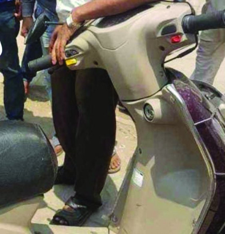 प्रार्थिवी कॉलेज में प्रतियोगी परीक्षा दे रही छात्रा की गाड़ी से नगदी, मोबाइल सहित अन्य सामान चोरी, एटीएम का पिन बदलकर रुपए भी निकाला