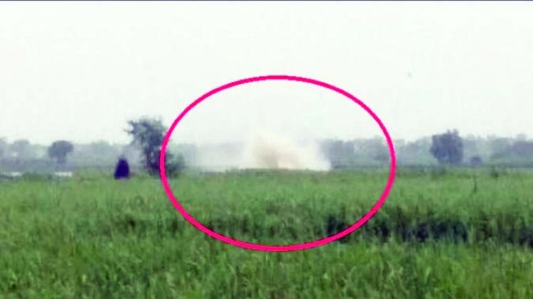 आईजीएल कंपनी की गैस पाइपलाइन फटी, इलाके में अलर्ट