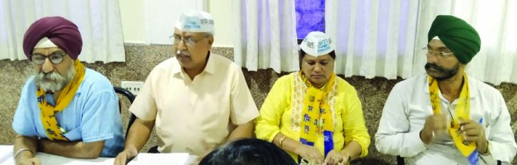 हाउसिंग बोर्ड जमीन विवाद पर अब नया ट्विस्ट: 10 करोड़ मूल्य के जमीन का सौदा 2.52 करोड़ में, अब इसे 5.50 करोड़ में खरीदने हाईकोर्ट में लगा आवेदन