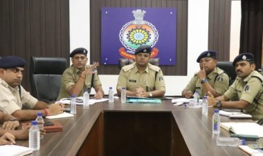 चुनाव के मद्देनजर पुलिस भी हुई अलर्ट: गुंडे बदमाशों, शराब तस्करों व अवैध हथियार रखने वालों के धड़पकड़ के SP ने दिए निर्देश