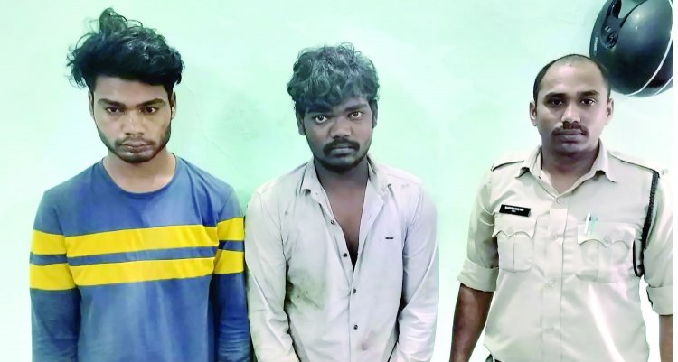 ओव्हरब्रिज में लूटपाट करने वाले दो आरोपी गिरफ्तार