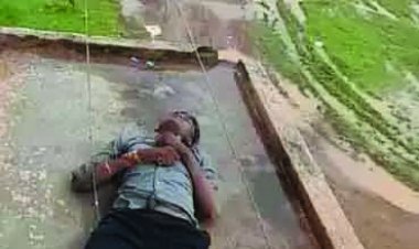 दुर्ग जिले में सड़क निर्माणी बेमेतरा विधायक के एजेंसी  के कर्मचारी की करंट लगने से मौत