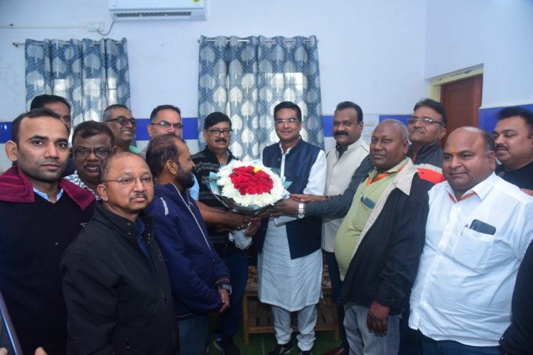 विधायक रिकेश सेन ने बीएमएस को कर्मचारियों के विषयो के समाधान में साथ देने का दिया भरोसा